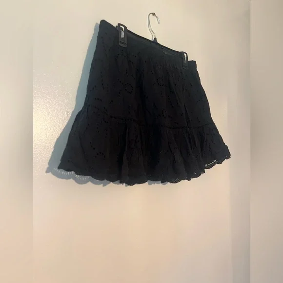 Ghanda Black Mini Skater Skirt with Ruffled Tiered Design - Picture 3 of 3
